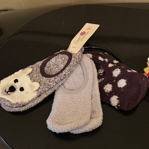 Secret Treasures Slipper Socks - Purple and White Brown. Fits Shoe Size 4-10.